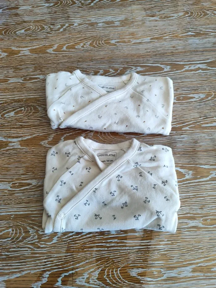 🍁 lot de 2 bodies neufs taille 3 mois 🍁