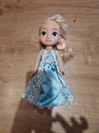 Poupee reine des neiges