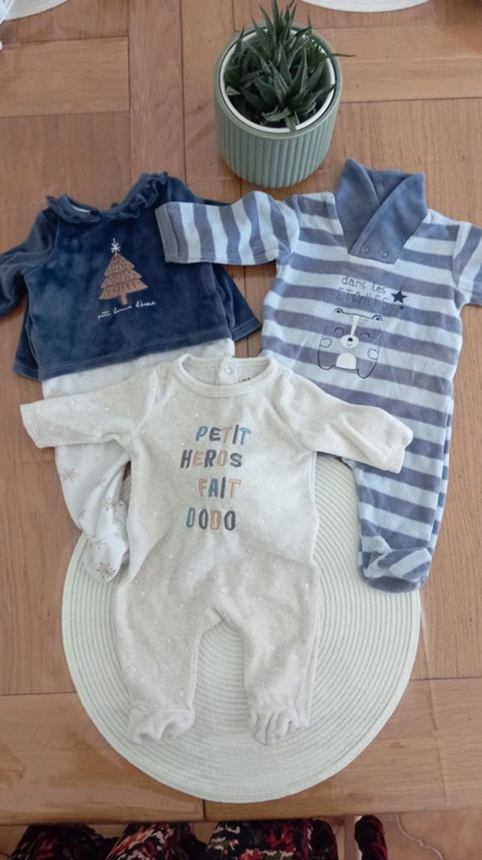 Lot de 8 pyjamas 1 mois - photo numéro 4