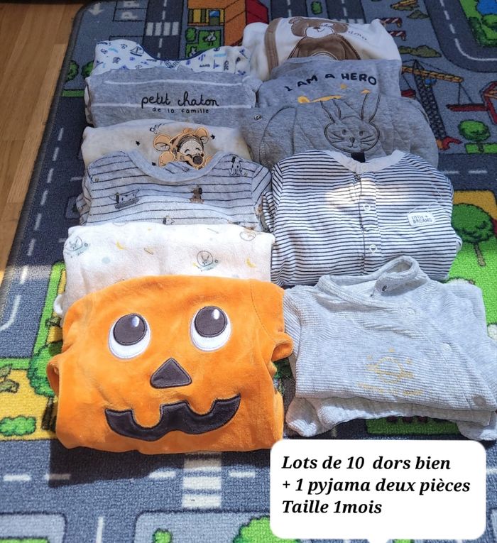 Vêtements bébés très bon état. - photo numéro 2