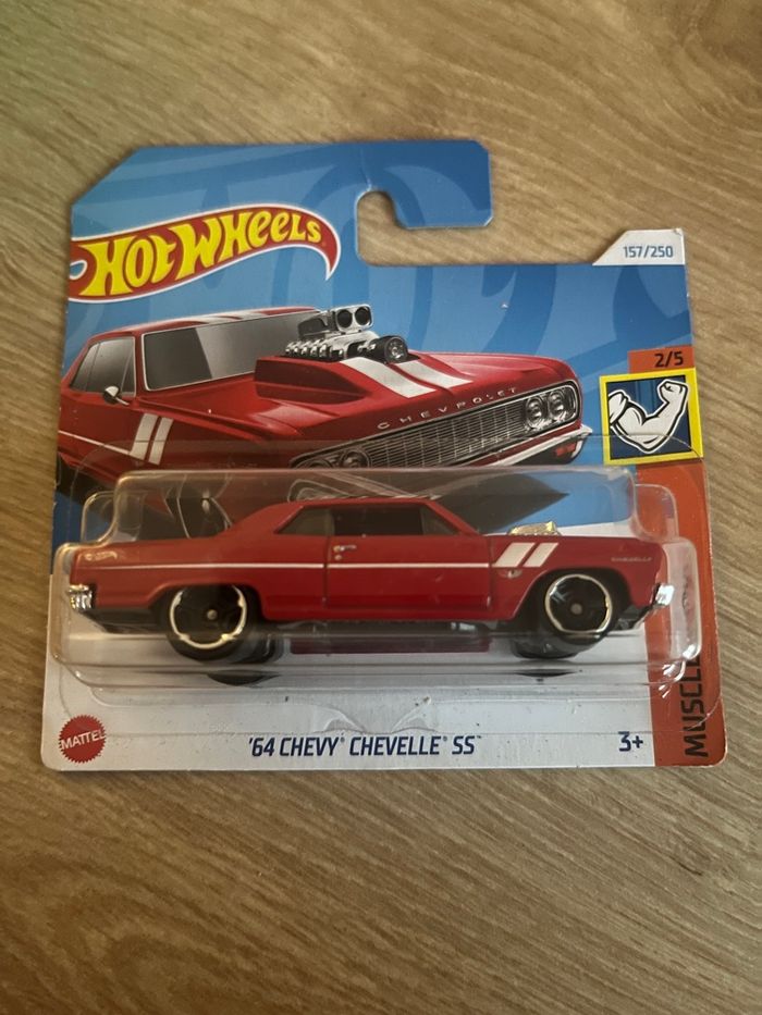 Miniature Hot Wheels Chevy Chevelle SS 1964
