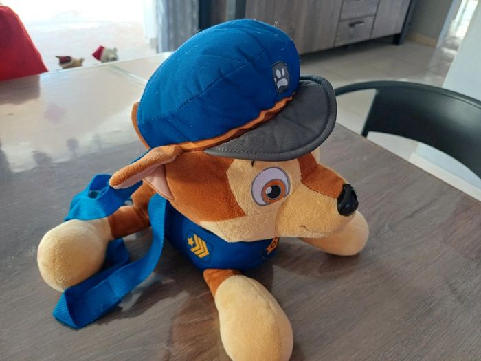 Peluche chase forme sac