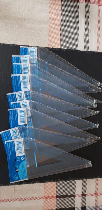 Equerres incassables  School Days   Lot de 9