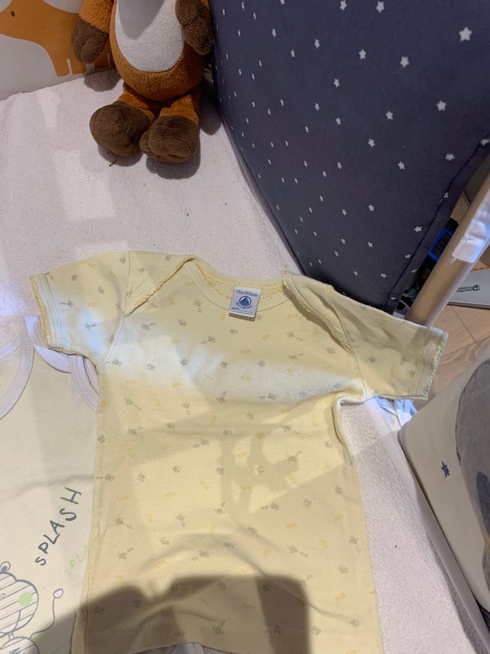 Lot body taille 12 mois - photo numéro 2