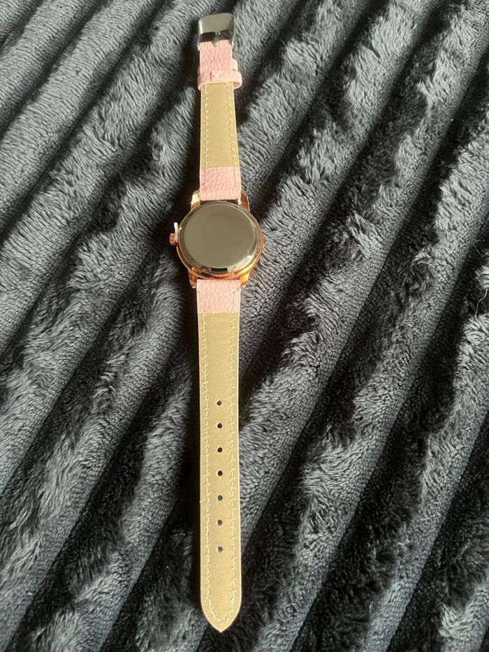 Montre stitch - photo numéro 4