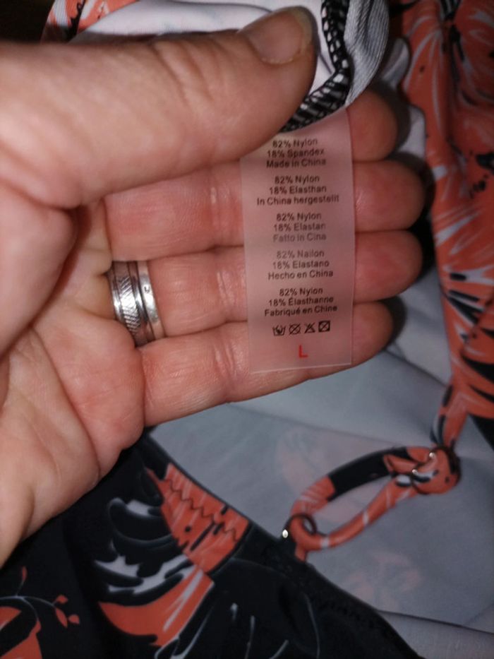 Maillot de bain neuf - photo numéro 8