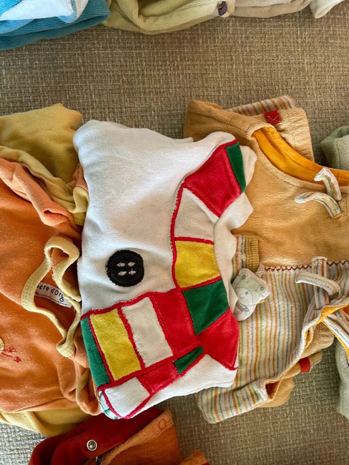 Lot pyjama 6 mois - photo numéro 4