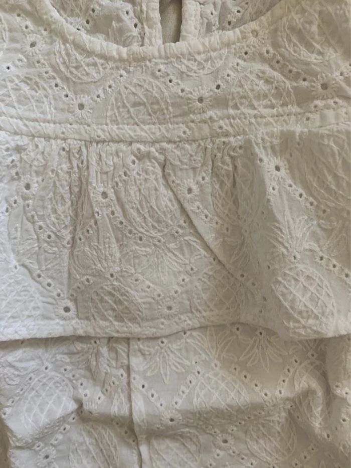 Blouse blanche taille 5 ans - photo numéro 2