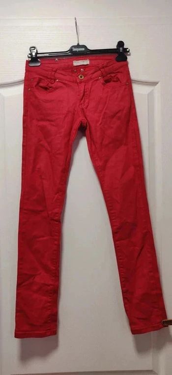 Jean skinny rouge enduit Jennyfer 34