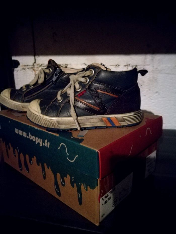 Chaussures t24 - photo numéro 2