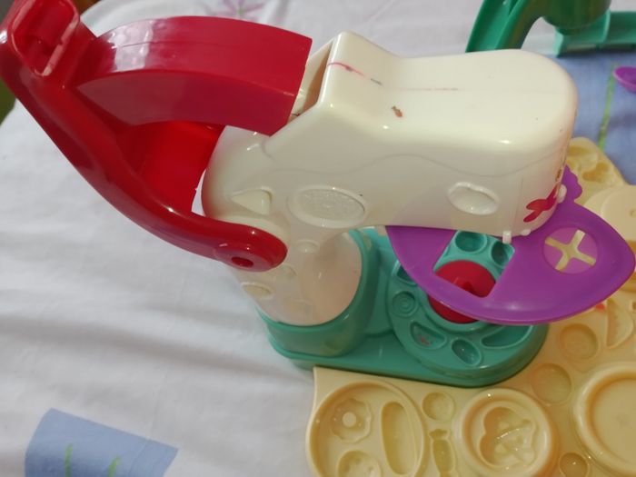 Le glacier gourmand play doh complet - photo numéro 4