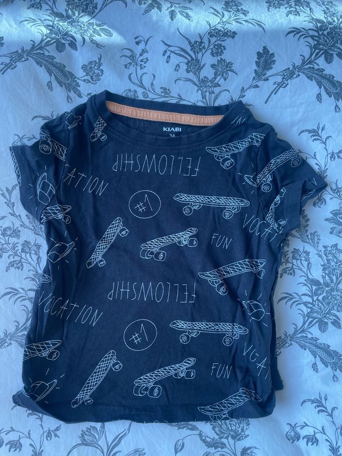Lots tee shirt 3 ans - photo numéro 2