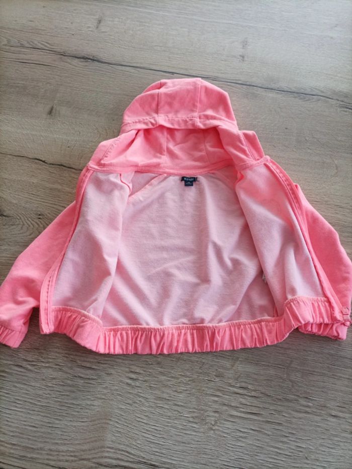 Gilet zippé avec capuche - photo numéro 2