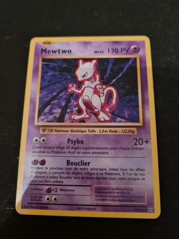 Carte pokémon Mewtwo 51/108