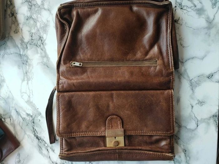 Sacoche vintage en cuir - photo numéro 4
