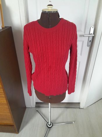 Joli pull torsadé avec boutons Charter Club modele petite