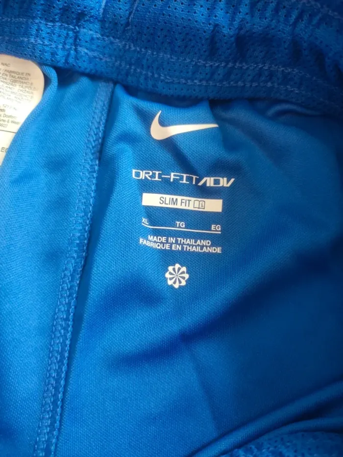 Short de foot France, Nike Authentique Officiel taille Adulte XL Slim, Neuf - photo numéro 8