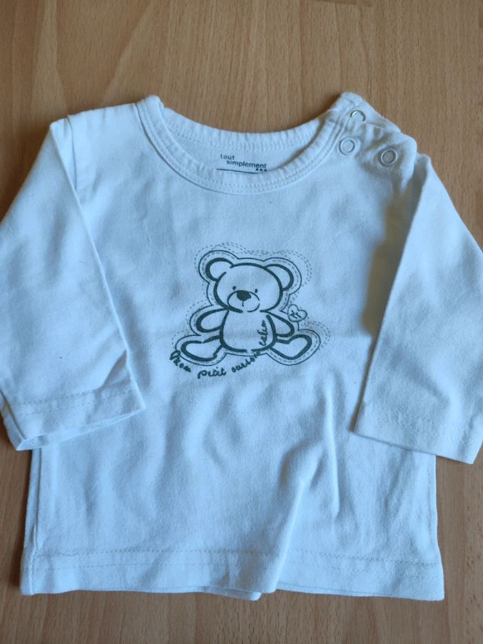 Lot pantalon Vertbaudet en 3M + t-shirt Tout Simplement en 1M + chaussons Zéphir et Zoé - photo numéro 4