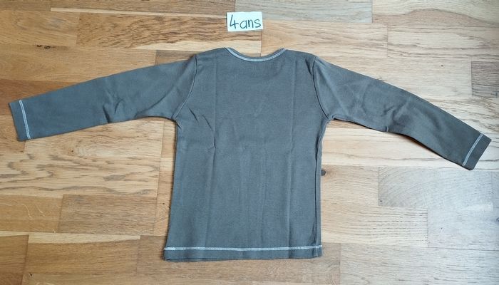 T-shirt fille 4 ans - photo numéro 2