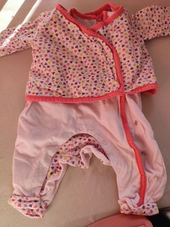 Ensemble salopette, Tshirt manche longue et veste