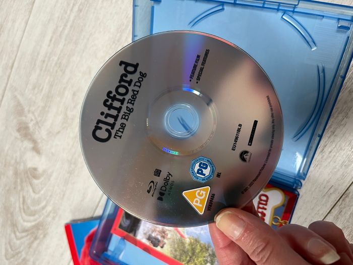 DVD blu-ray Clifford le gros chien rouge - photo numéro 5