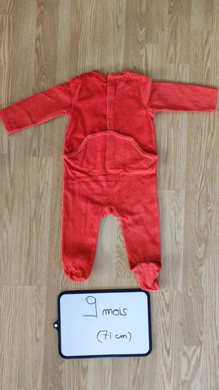pyjama en velours taille 9 mois - photo numéro 3