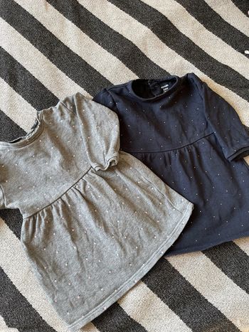 Lot 2 robes 24M kiabi