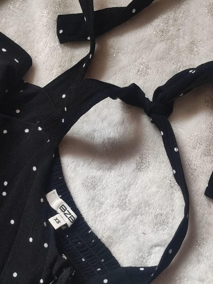 Combinaison noire à pois blanc taille XS - photo numéro 7