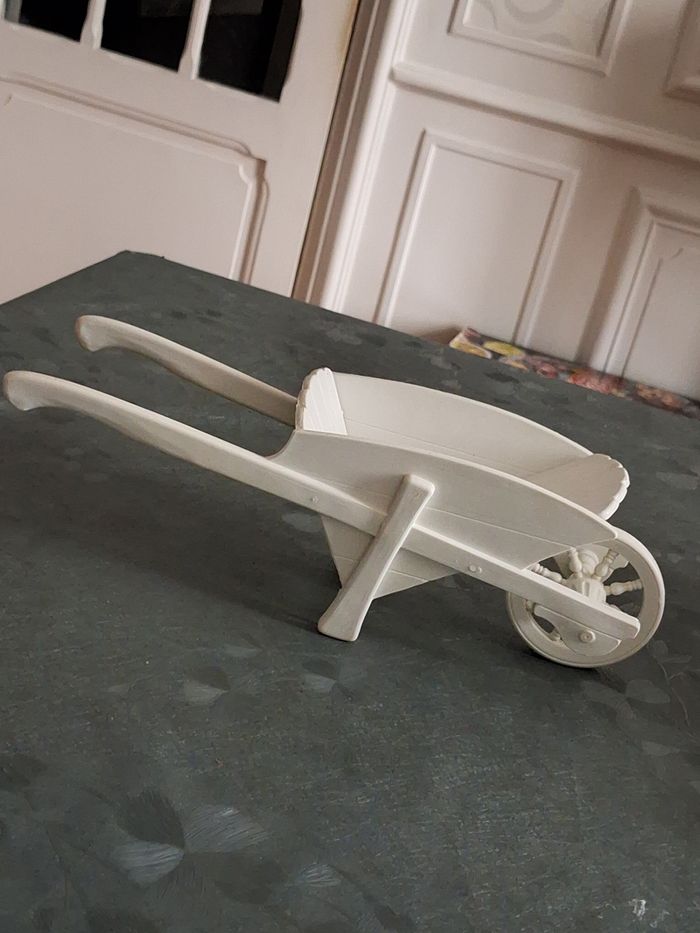 Petite brouette décorative - photo numéro 3