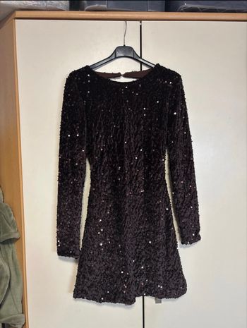 Robe de soirée pailletée taille S 