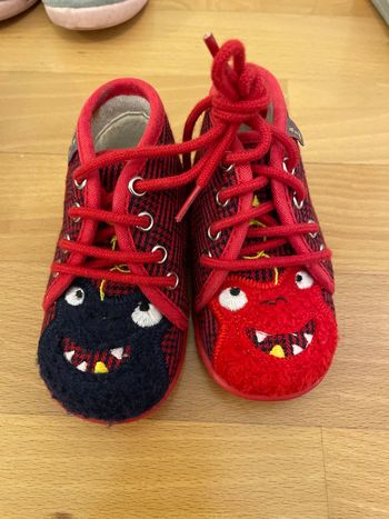 Chausson garçon taille 19