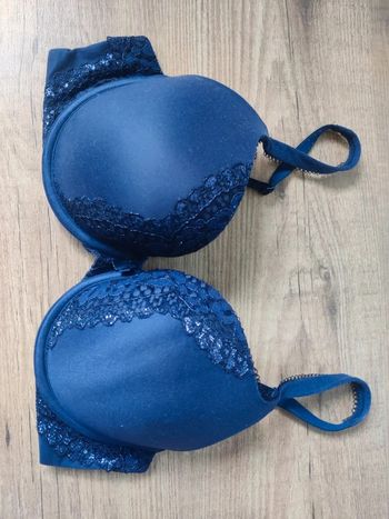 Neuf: magnifique soutien gorge Victoria’s Secret T 34D/D75