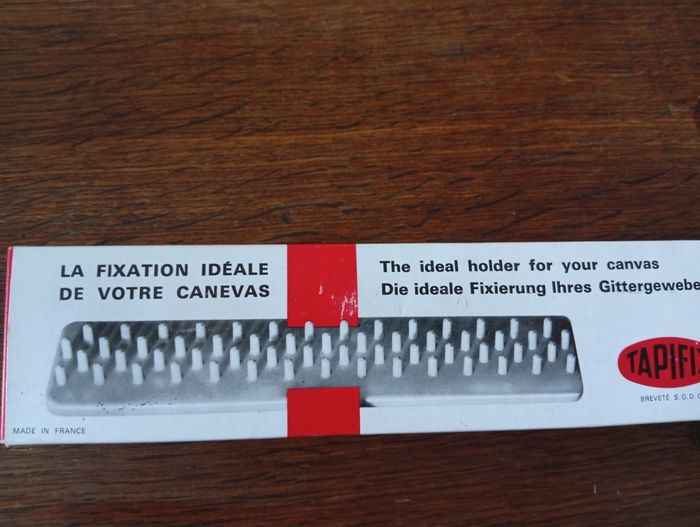 Fixation pour canevas neuf - photo numéro 2