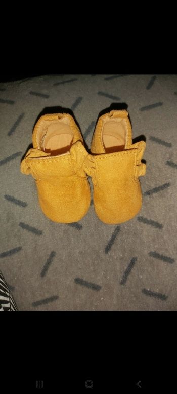 Chaussons kiabi 0/3mois