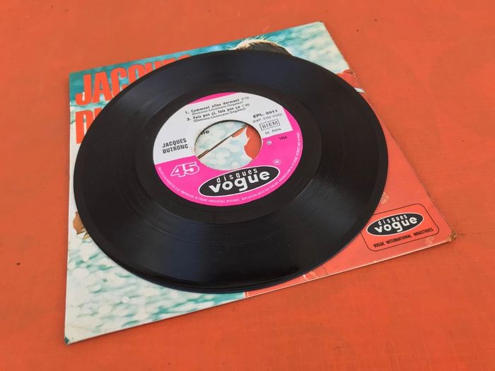 Vinyle 45 tours Jacques Dutronc Il est cinq heures, Paris d' éveille (1968) - photo numéro 4