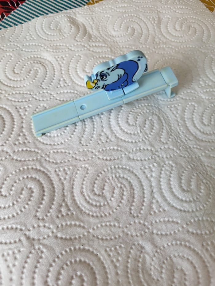 Kinder K99 14 Rhinocéros
