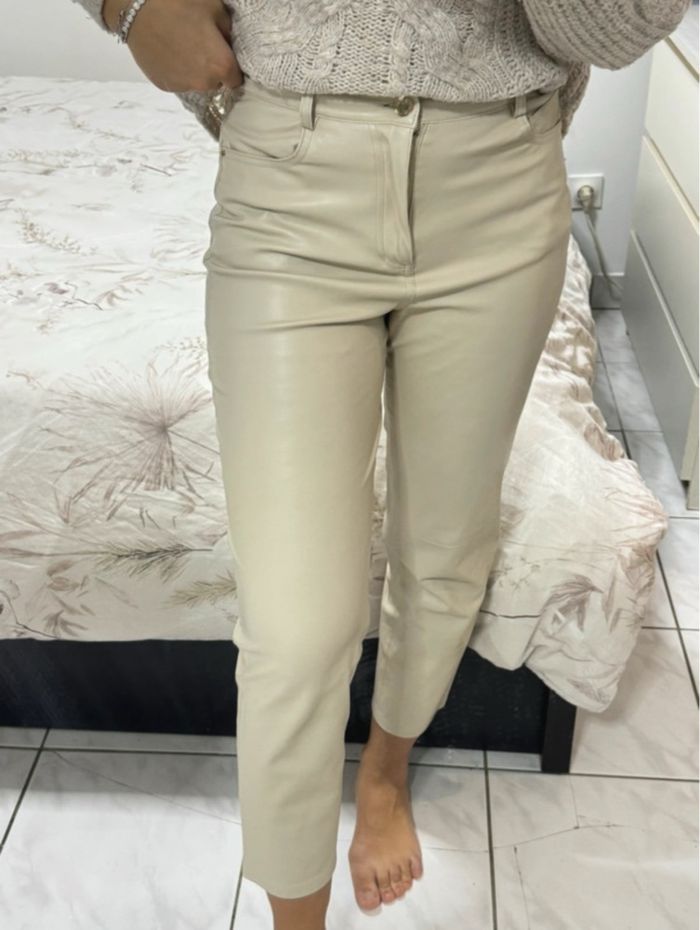 Pantalon en similicuir - photo numéro 2