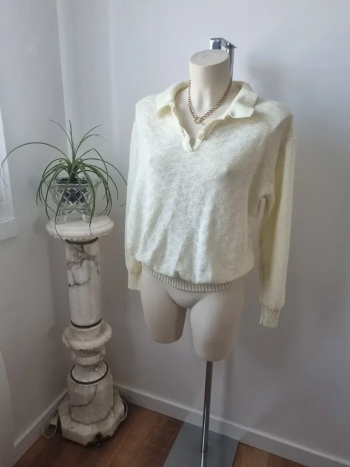 Pull tricoté jaune pâle vintage - photo numéro 2