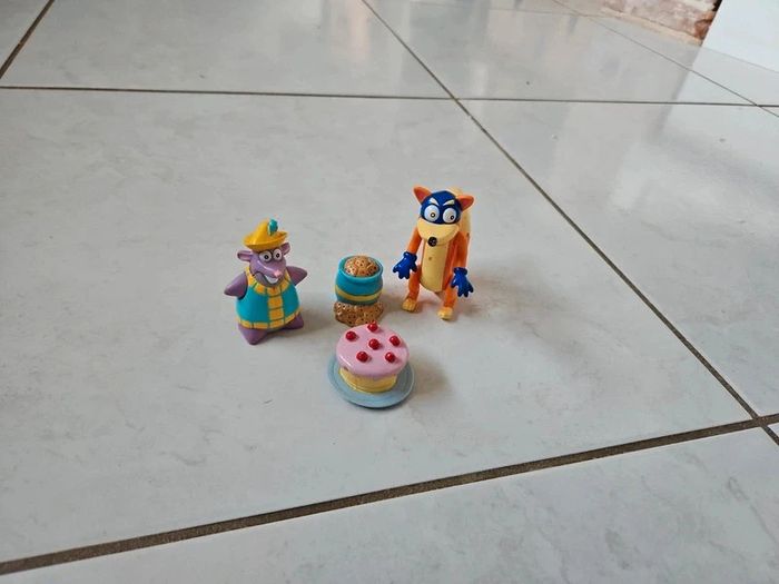 Figurines chineur et tico Dora AB Q