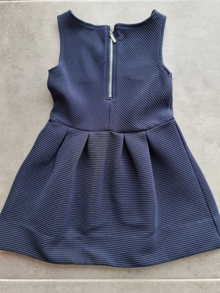 Robe kiabi 6 ans - photo numéro 2