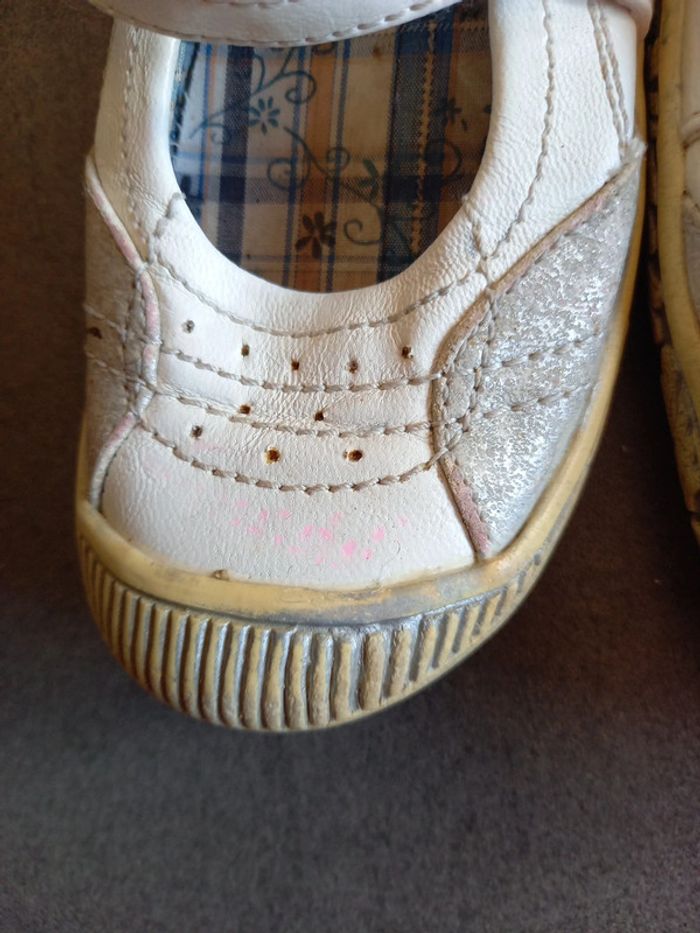 Chaussures filles tailles 27 - photo numéro 9