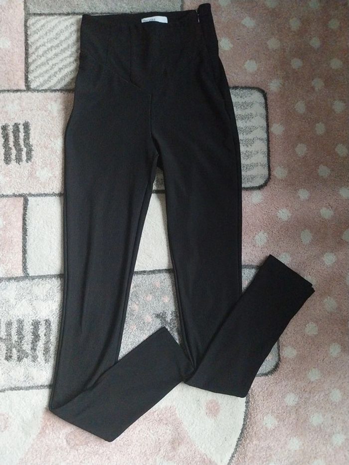 pantalon bershka