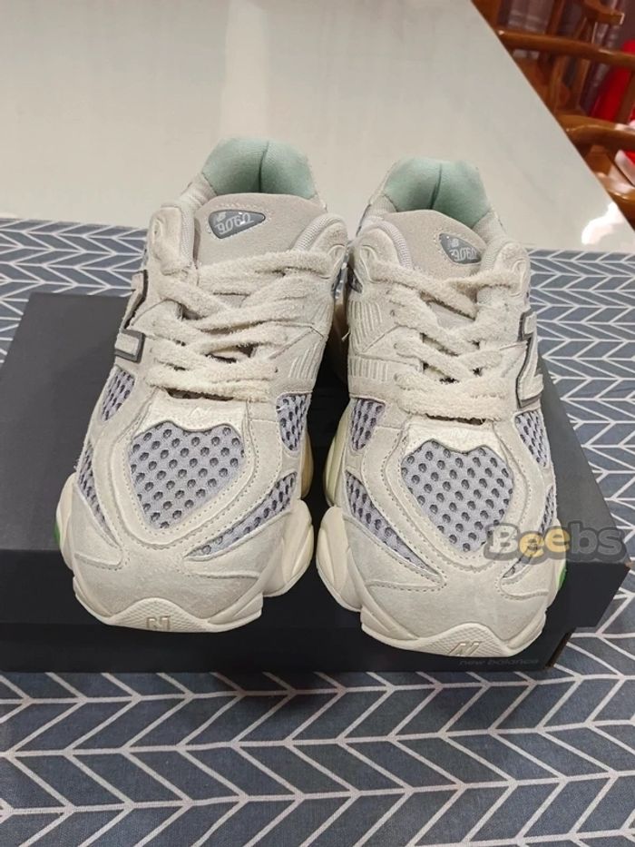 New Balance 9060 Taille 40 - photo numéro 3
