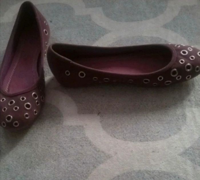 Ballerines à rivets T 37 - photo numéro 2