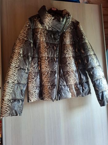 Veste sans capuche imprimé serpent doudoune