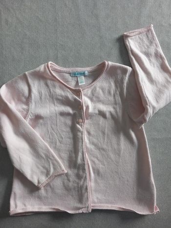Gilet rose pâle Obaïbi 3 ans excellent état