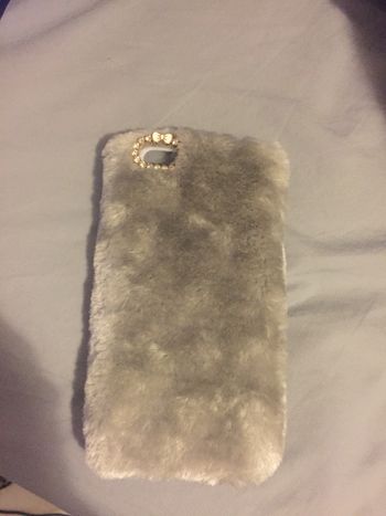 Coque à fourrure