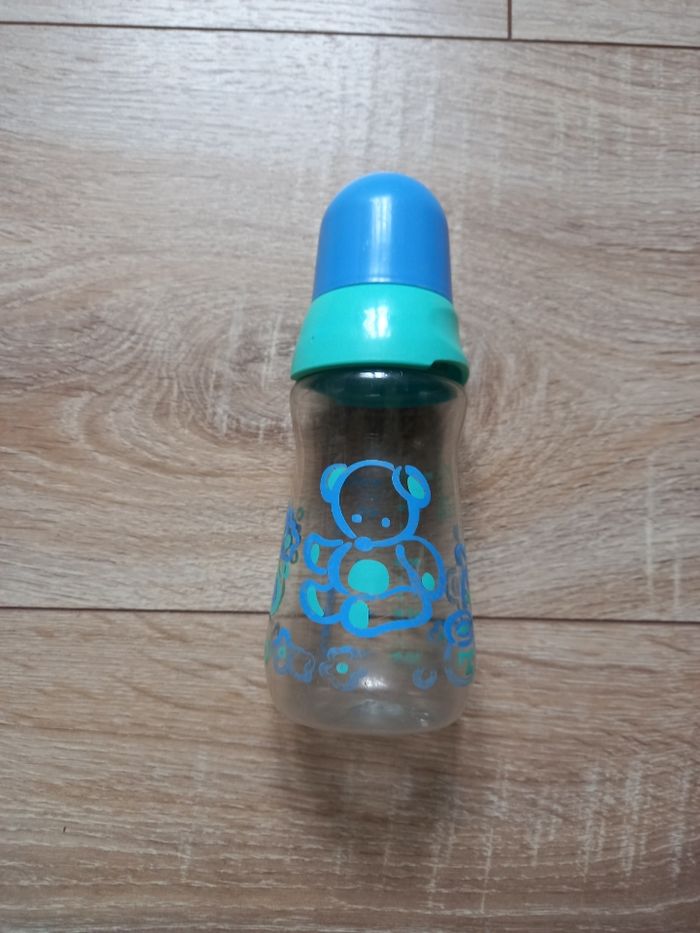 Biberon Tigex plastique 135 ml