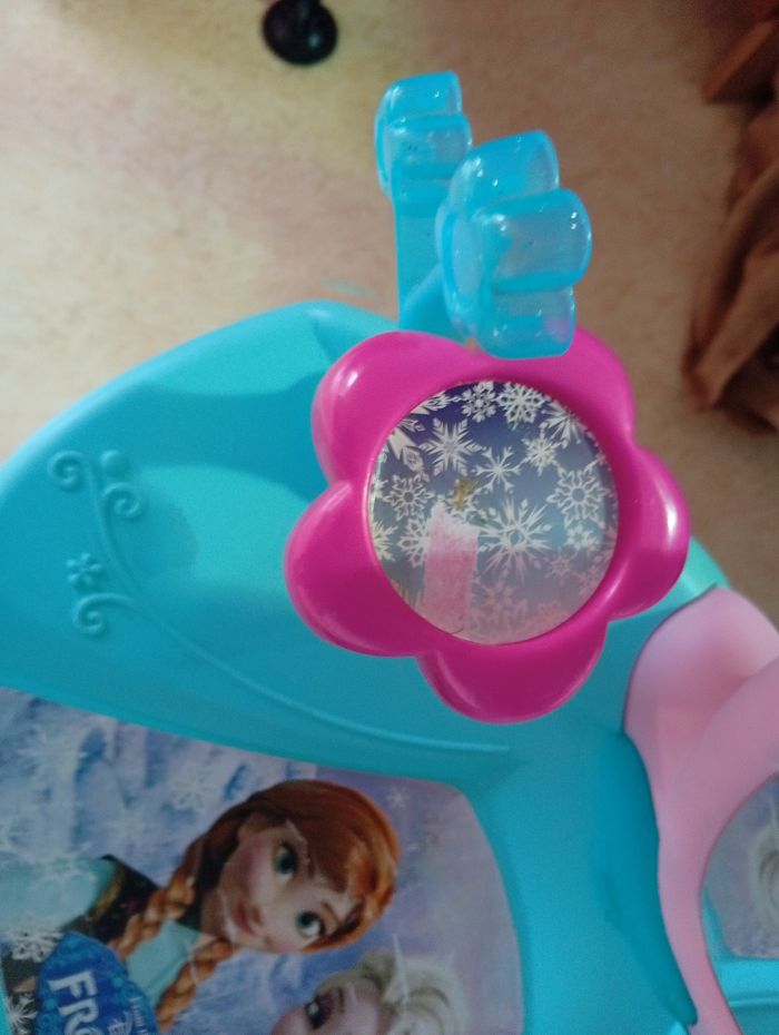 Coiffeuse reine des neiges - photo numéro 3