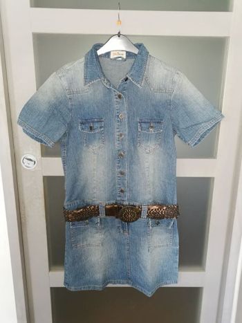 Robe en jean John Baner , taille 40 + ceinture , excellent état